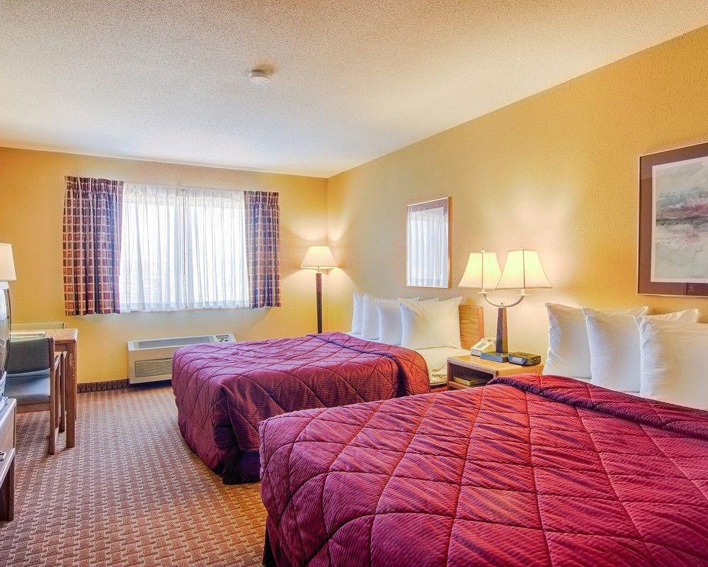 Quality Inn & Suites Wisconsin Dells Downtown - Waterparks Area Eksteriør billede