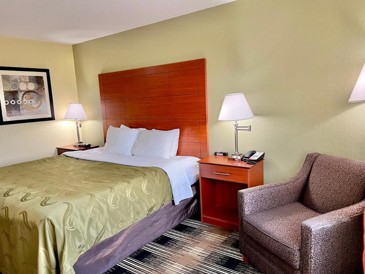 Quality Inn & Suites Wisconsin Dells Downtown - Waterparks Area Eksteriør billede
