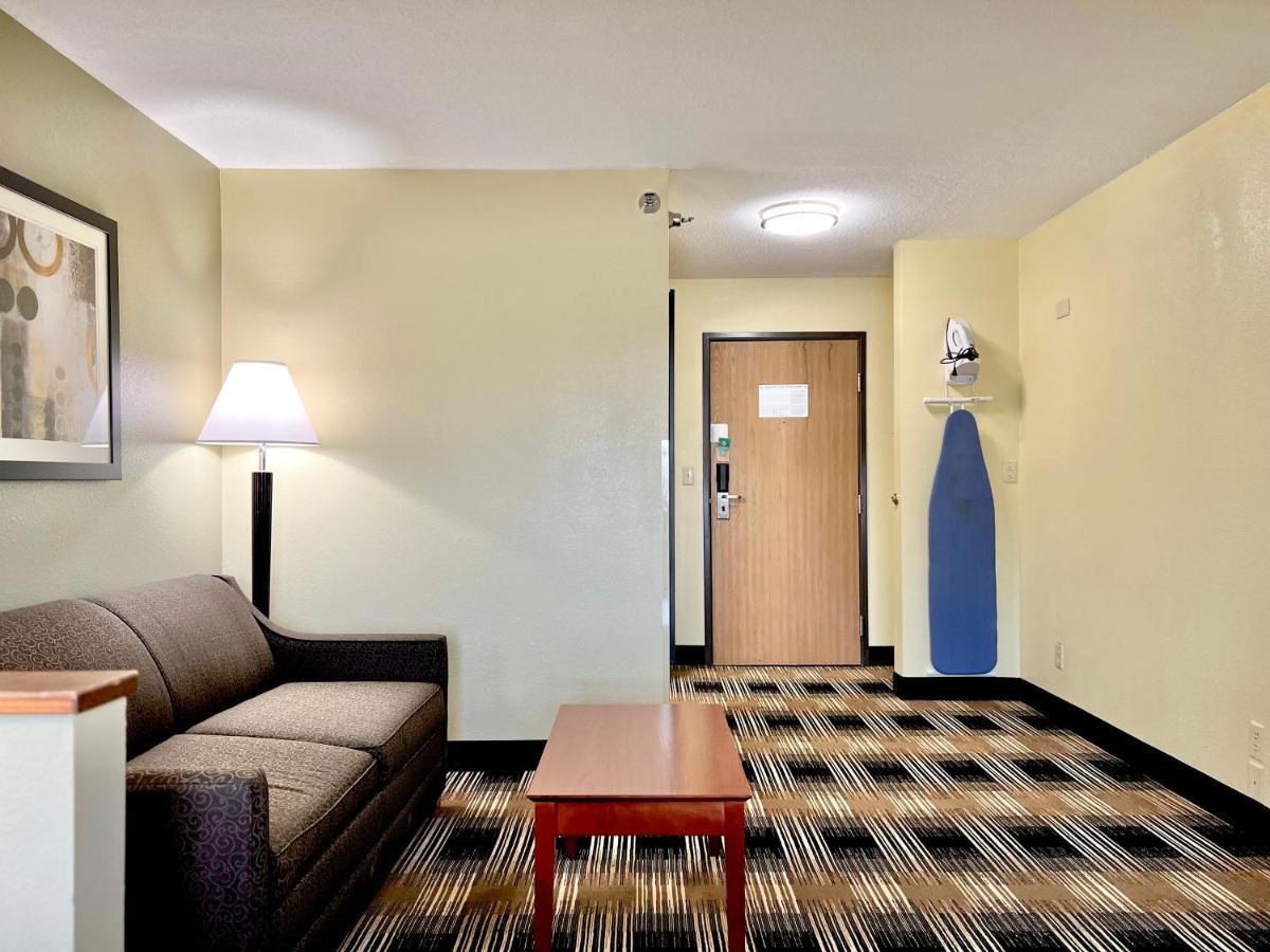Quality Inn & Suites Wisconsin Dells Downtown - Waterparks Area Eksteriør billede