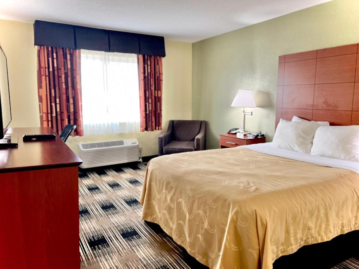 Quality Inn & Suites Wisconsin Dells Downtown - Waterparks Area Eksteriør billede