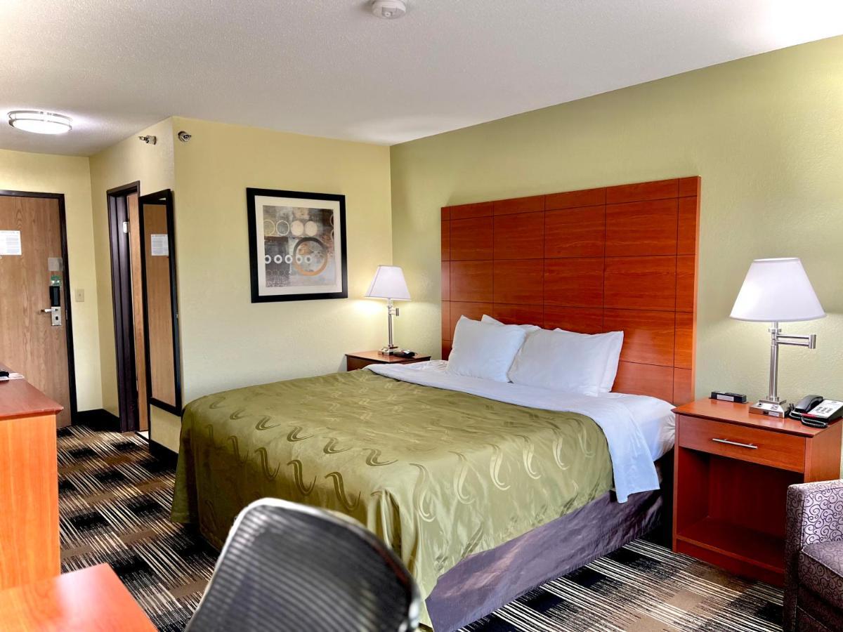Quality Inn & Suites Wisconsin Dells Downtown - Waterparks Area Eksteriør billede