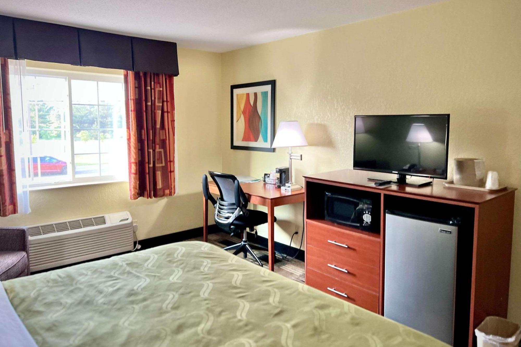 Quality Inn & Suites Wisconsin Dells Downtown - Waterparks Area Eksteriør billede