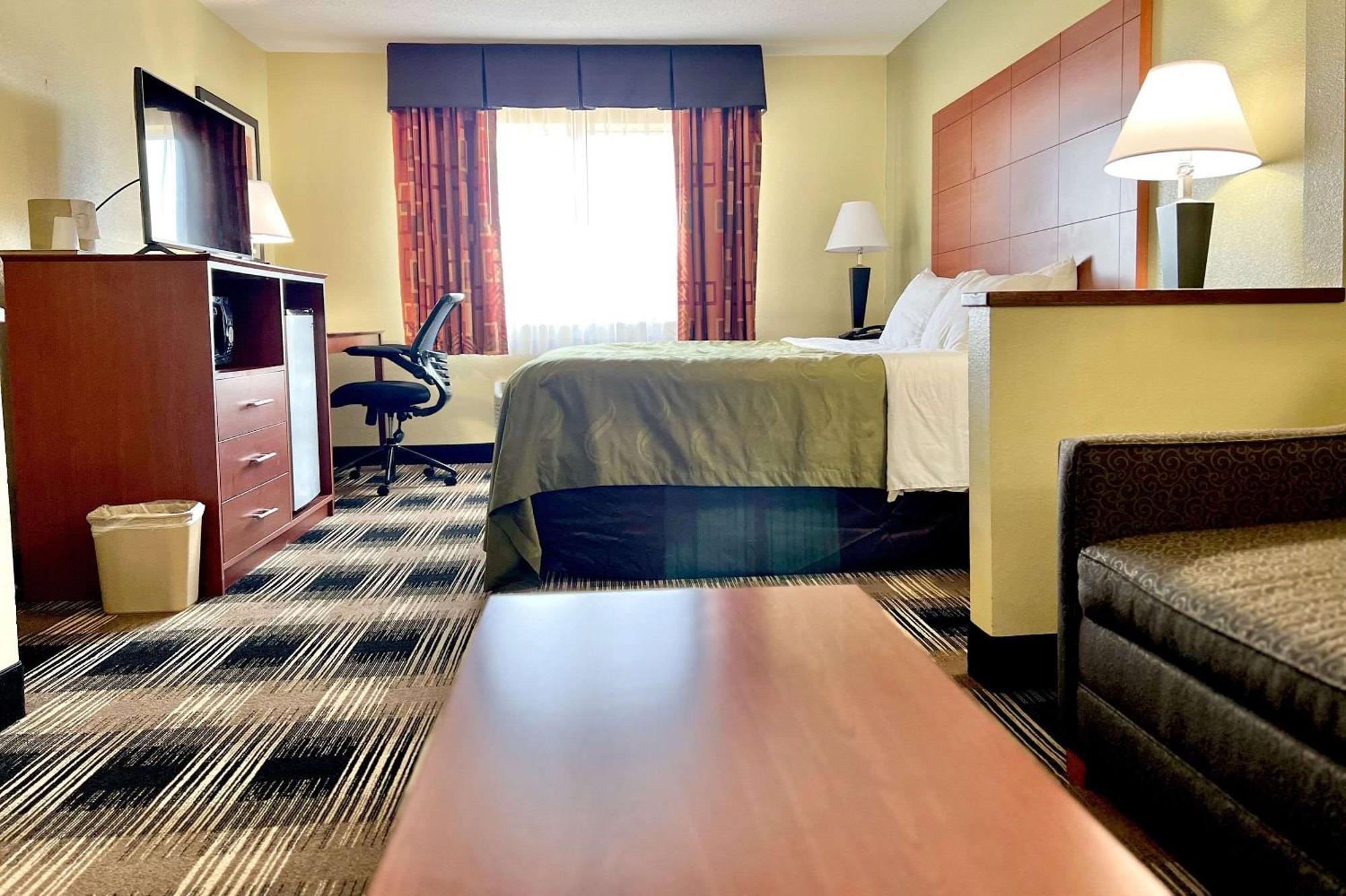 Quality Inn & Suites Wisconsin Dells Downtown - Waterparks Area Eksteriør billede